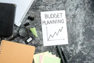 13Strategies for Budgeting and Saving Money